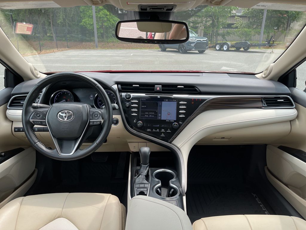 Camry L