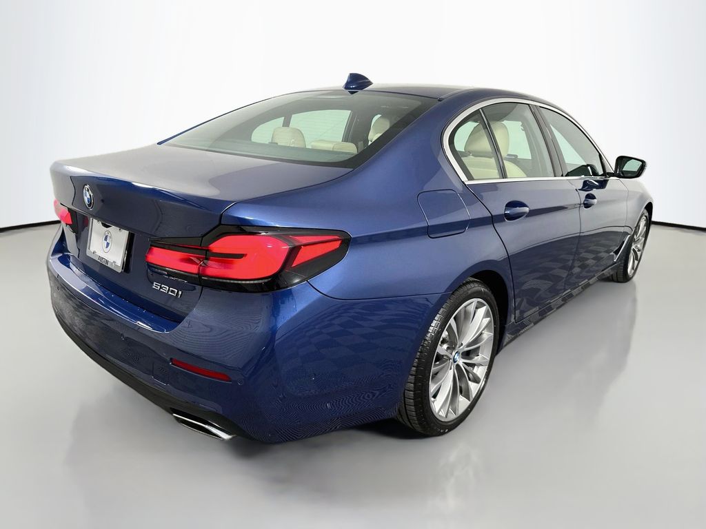 Thumbnail: 2023 BMW 5 Series - 5