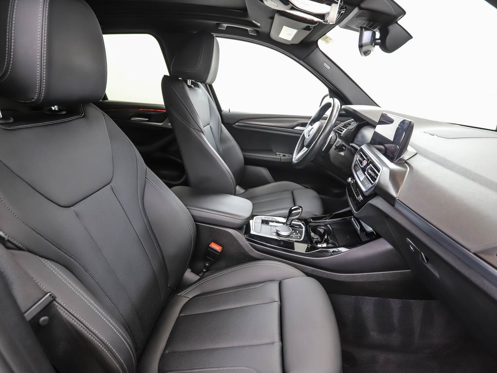 Thumbnail: 2024 BMW X3 - 31
