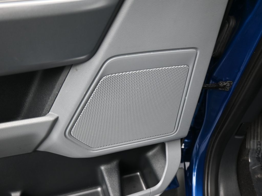 Used 2024 Blue Metallic Ford XLT image 14