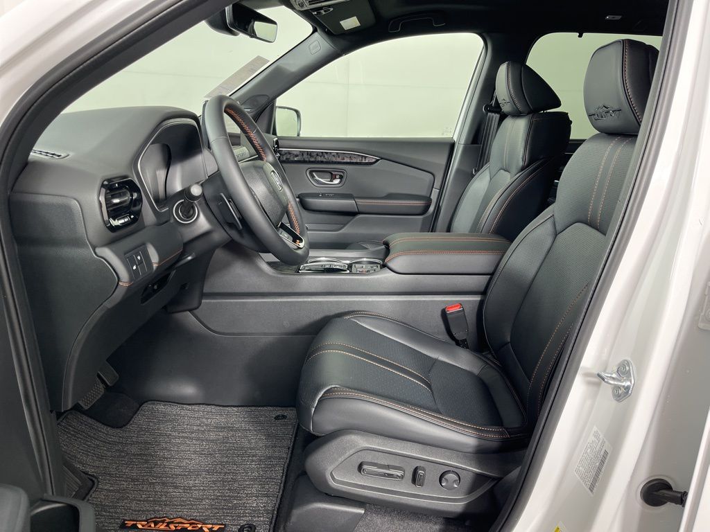 Thumbnail: 2026 Honda Passport - 25