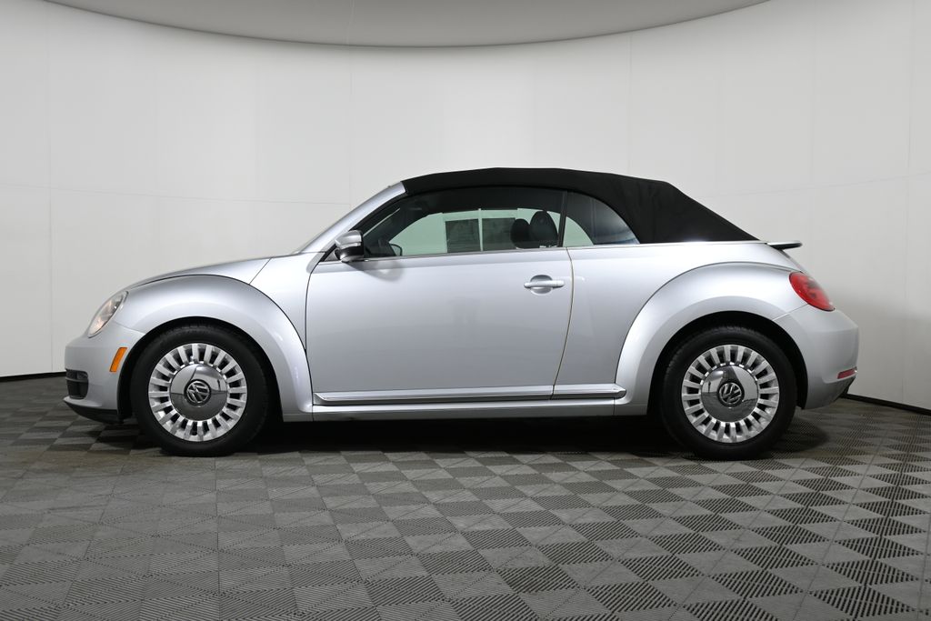 2015 Volkswagen Beetle  2