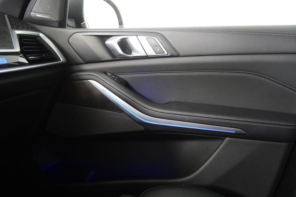 Thumbnail: 2024 BMW X5 - 25