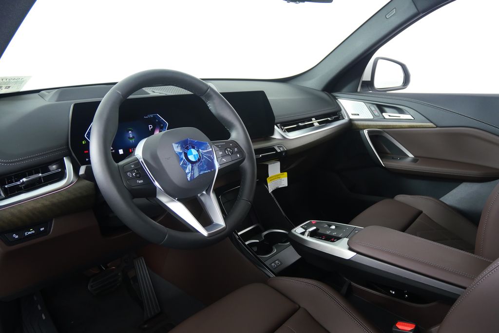 Thumbnail: 2025 BMW X1 - 13