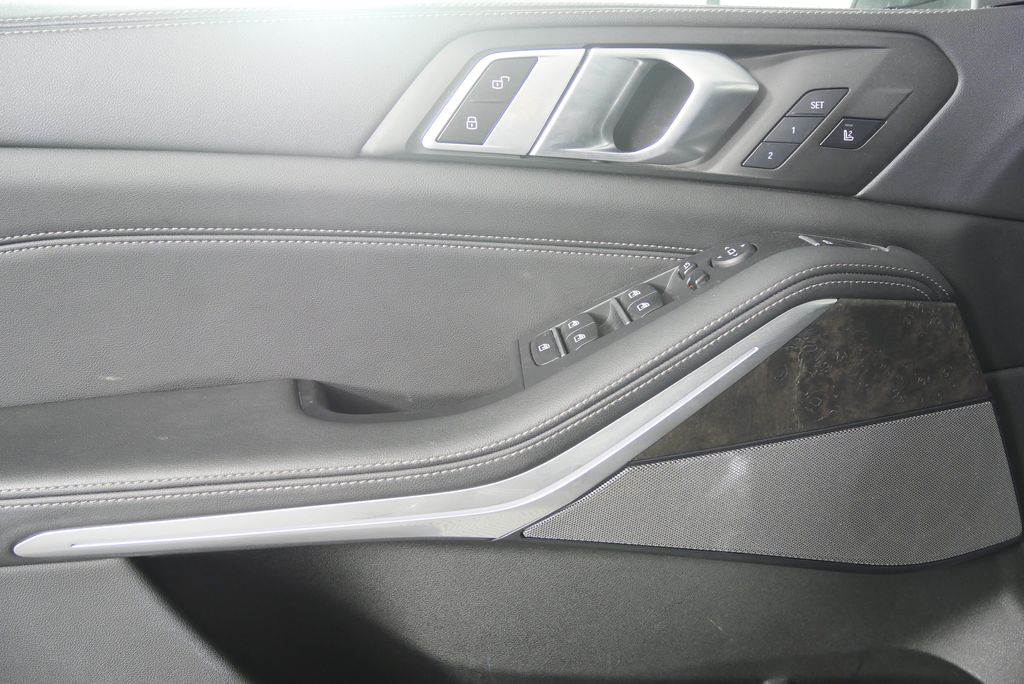 Thumbnail: 2024 BMW X5 - 9