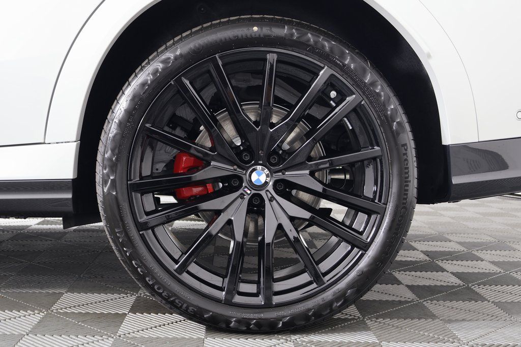 Thumbnail: 2027 BMW X6 - 10