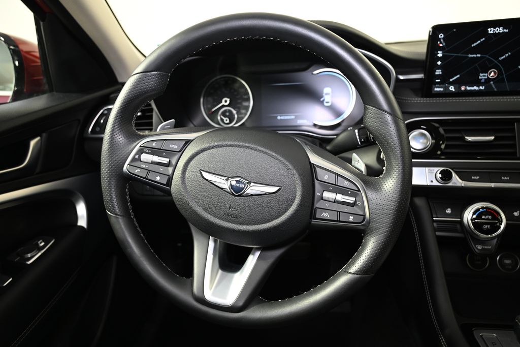 2023 Genesis G70 2.0T 17