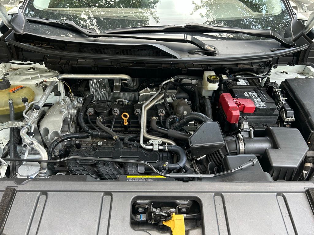2021 Nissan Rogue SV 11