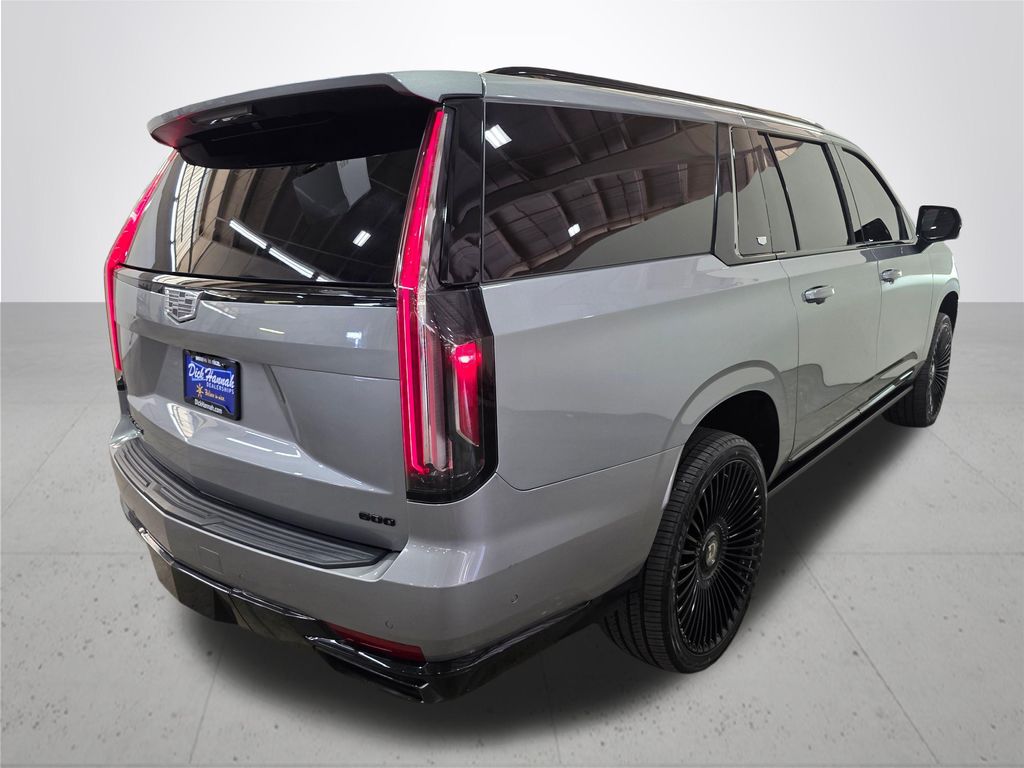 2023 Cadillac Escalade ESV Sport Platinum
