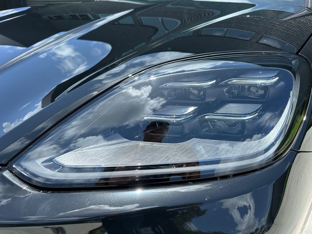Thumbnail: 2025 Porsche Cayenne - 13