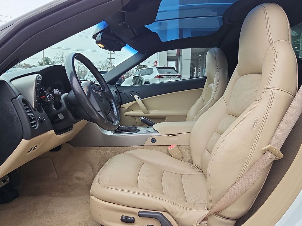 Thumbnail: 2005 Chevrolet Corvette - 13