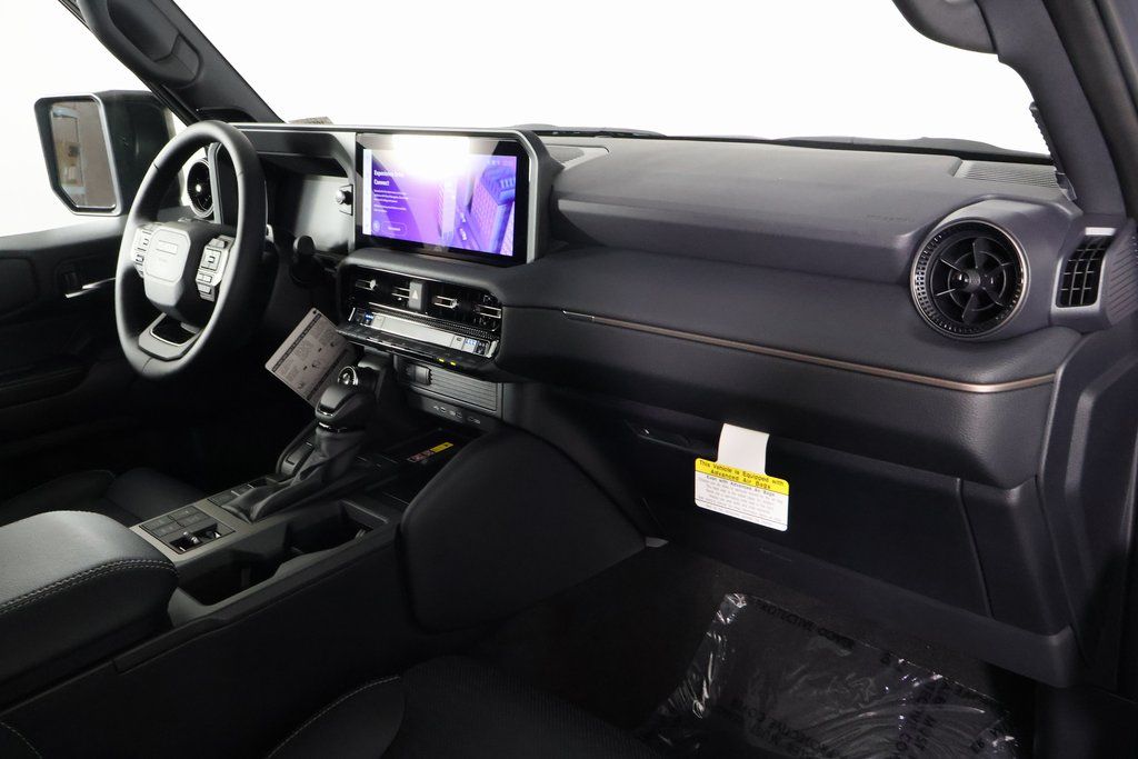 Thumbnail: 2025 Toyota Land Cruiser - 9