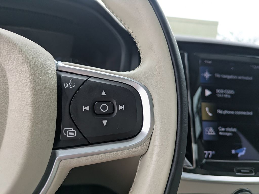 2021 Volvo S60 T5 Momentum