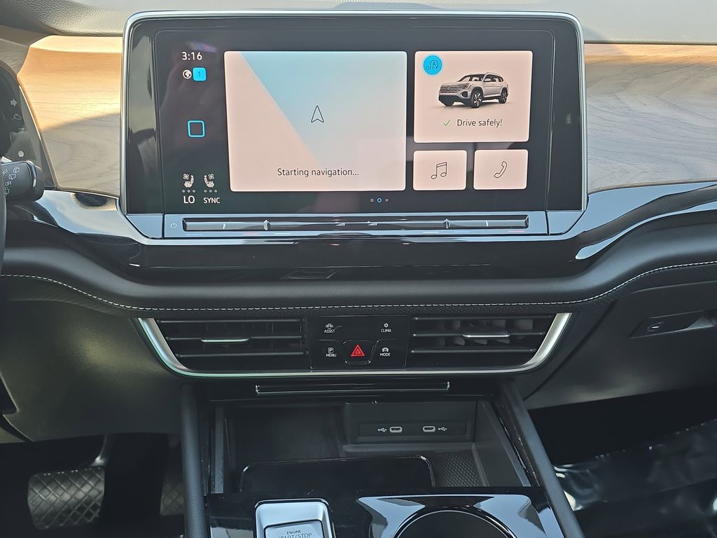 2024 Silver Mist Metallic Volkswagen Atlas 2.0T SE w/Technology FWD SUV