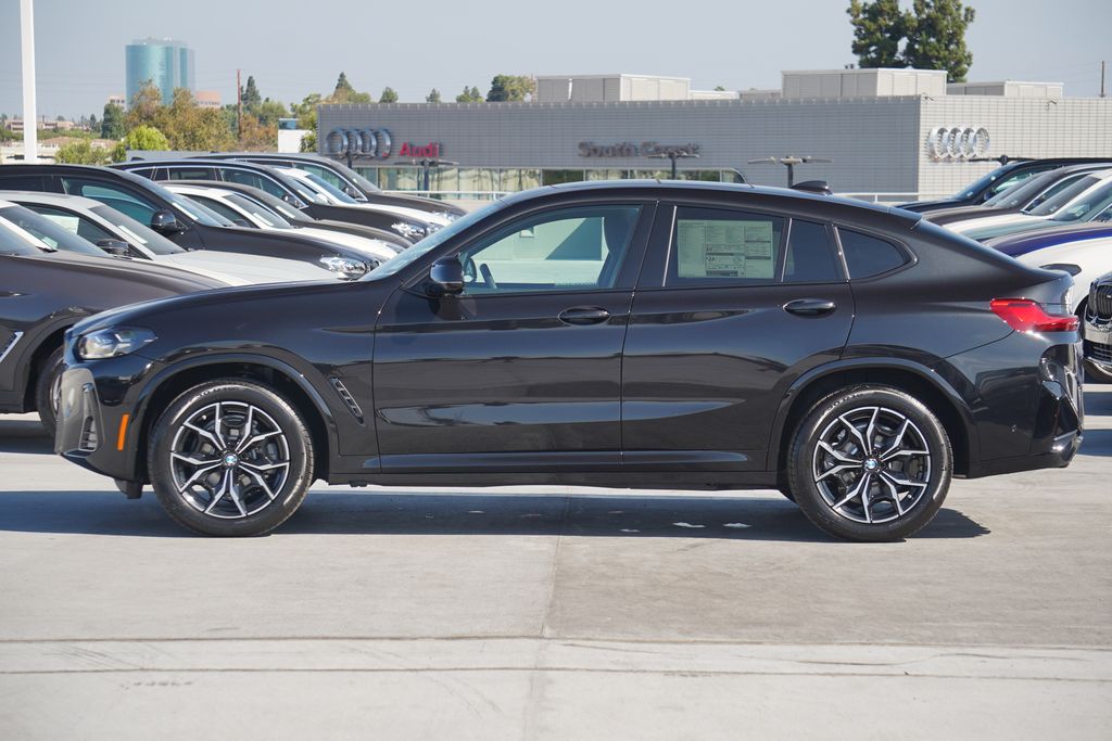 2025 BMW X4 xDrive30i 4