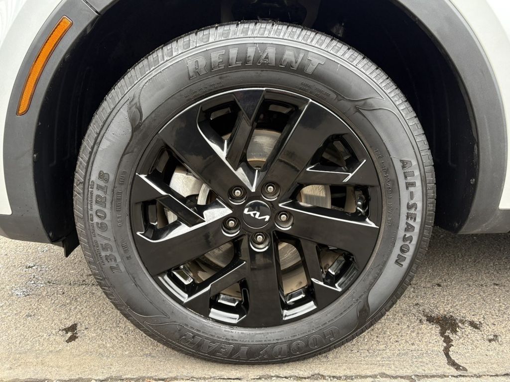 2022 Kia Sorento S