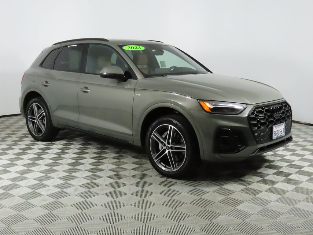 Thumbnail: 2023 Audi Q5 - 7