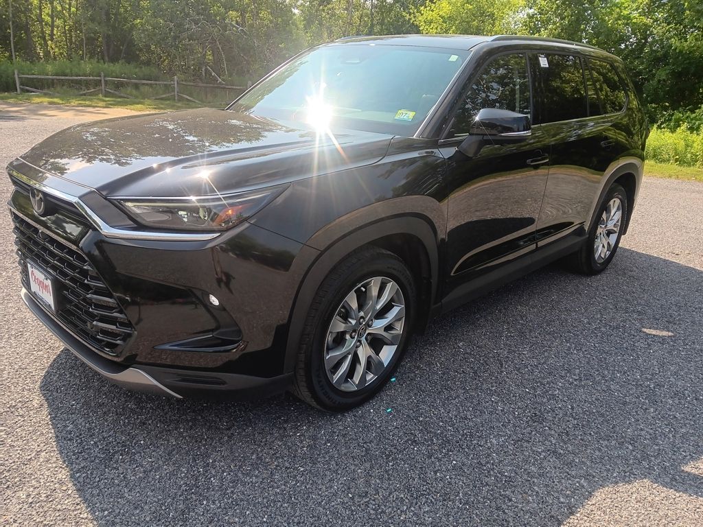 Used 2025 Toyota Grand Highlander SUV
