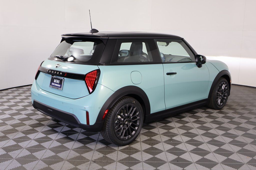 Thumbnail: 2026 MINI Cooper - 2