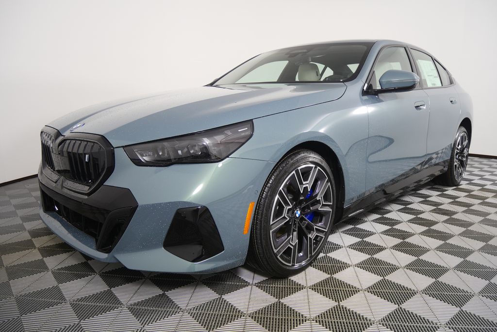 Thumbnail: 2026 BMW i5 - 7