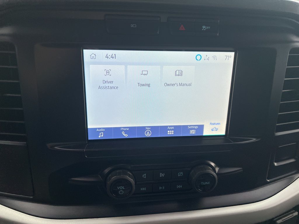 2022 Oxford White Ford F-150 XLT 4X4 Truck