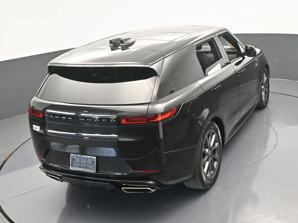 Used 2024 Black Land Rover Dynamic SE image 52