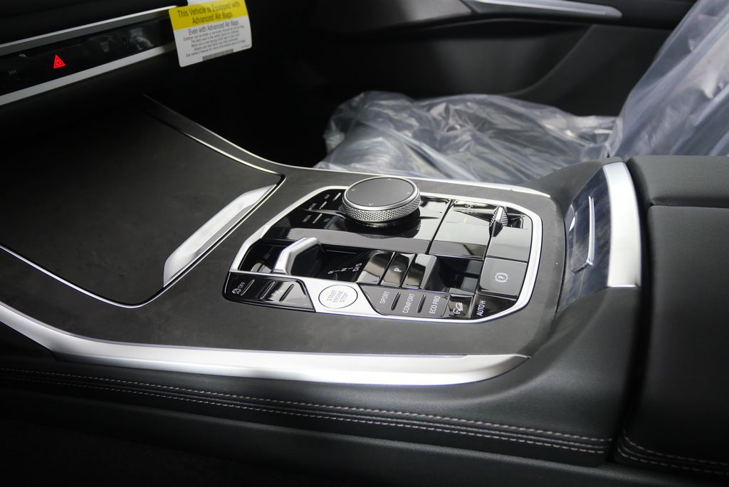 2026 BMW X7 xDrive40i 26