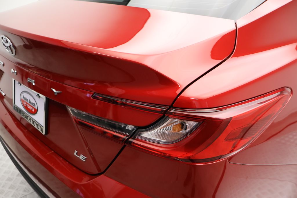 Thumbnail: 2025 Toyota Camry - 9