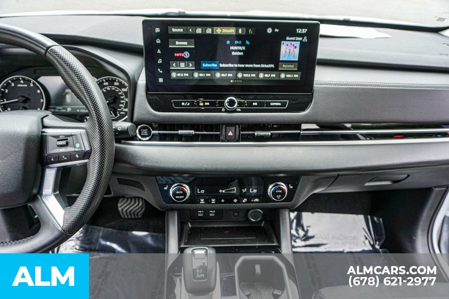2025 Mitsubishi Outlander SE - Photo 41