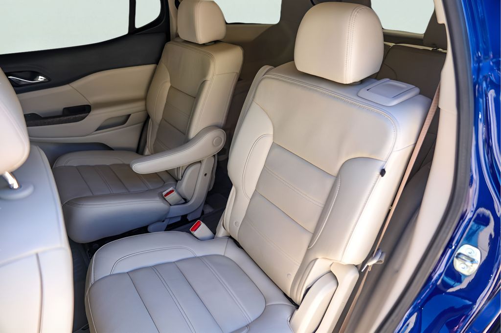 Used Car 2023 Gmc Acadia  Denali For Sale Under $35,000 In Austin, Texas
