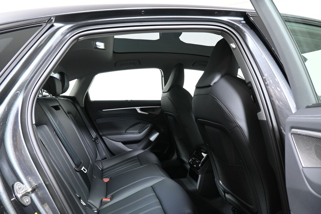 Thumbnail: 2026 Audi A6 - 19