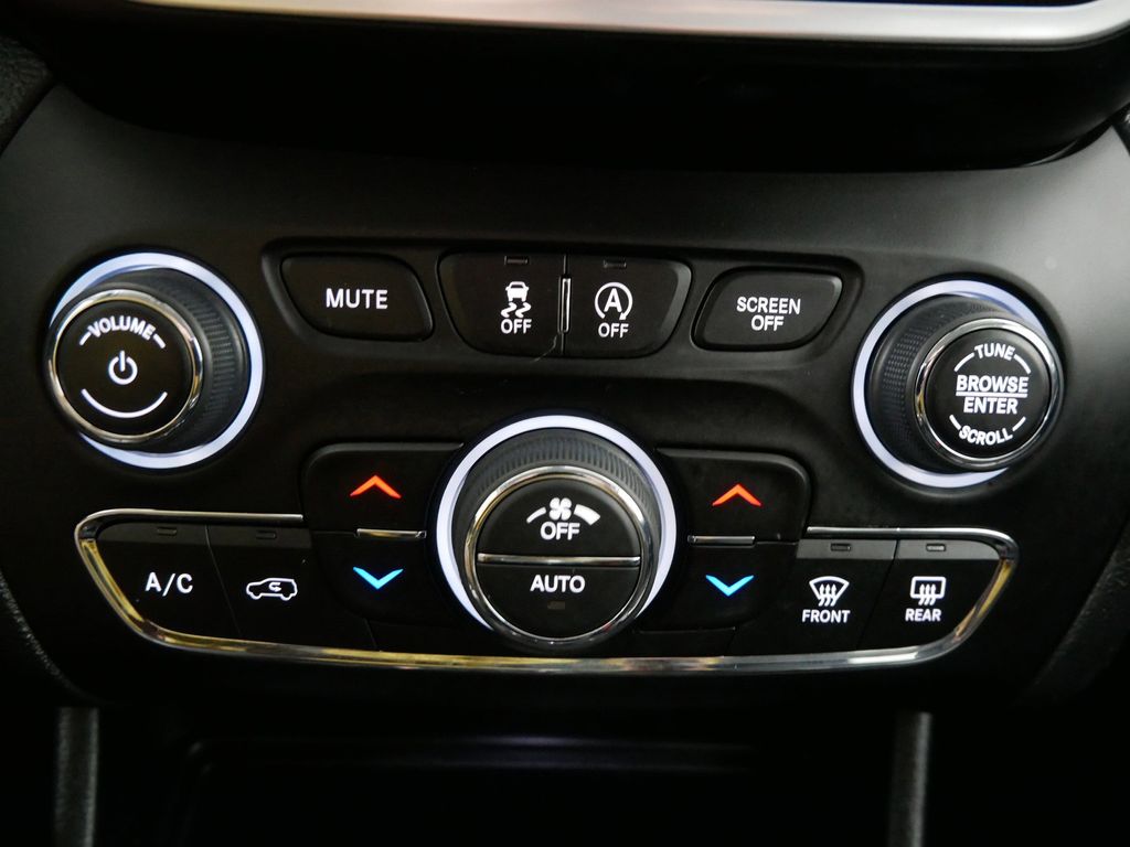 2025 Toyota Tundra Limited - Photo 67