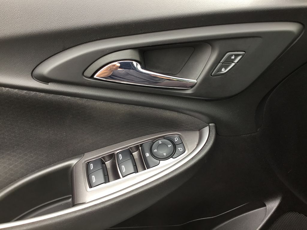 2022 Chevrolet Malibu RS 9