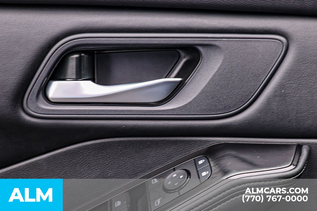 Used 2025 Blue Nissan SV image 49