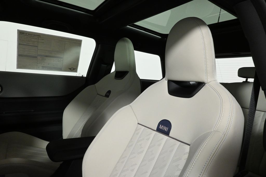 2025 MINI Cooper Hardtop S 16