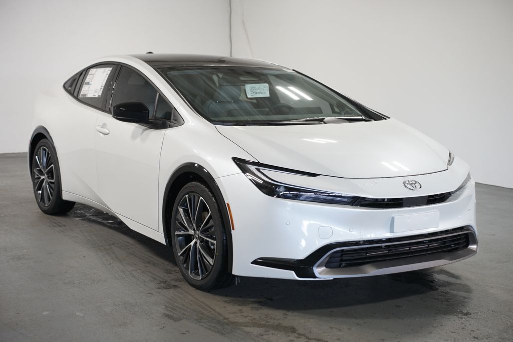 Thumbnail: 2026 Toyota Prius - 3