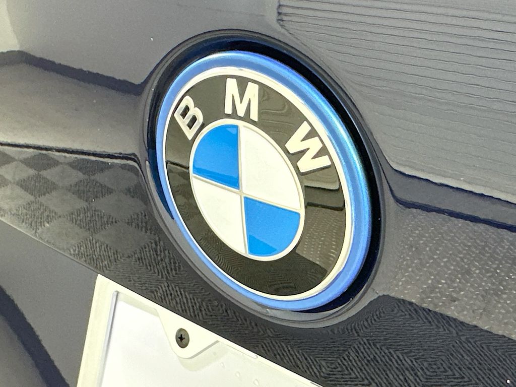 Thumbnail: 2026 BMW X5 - 22