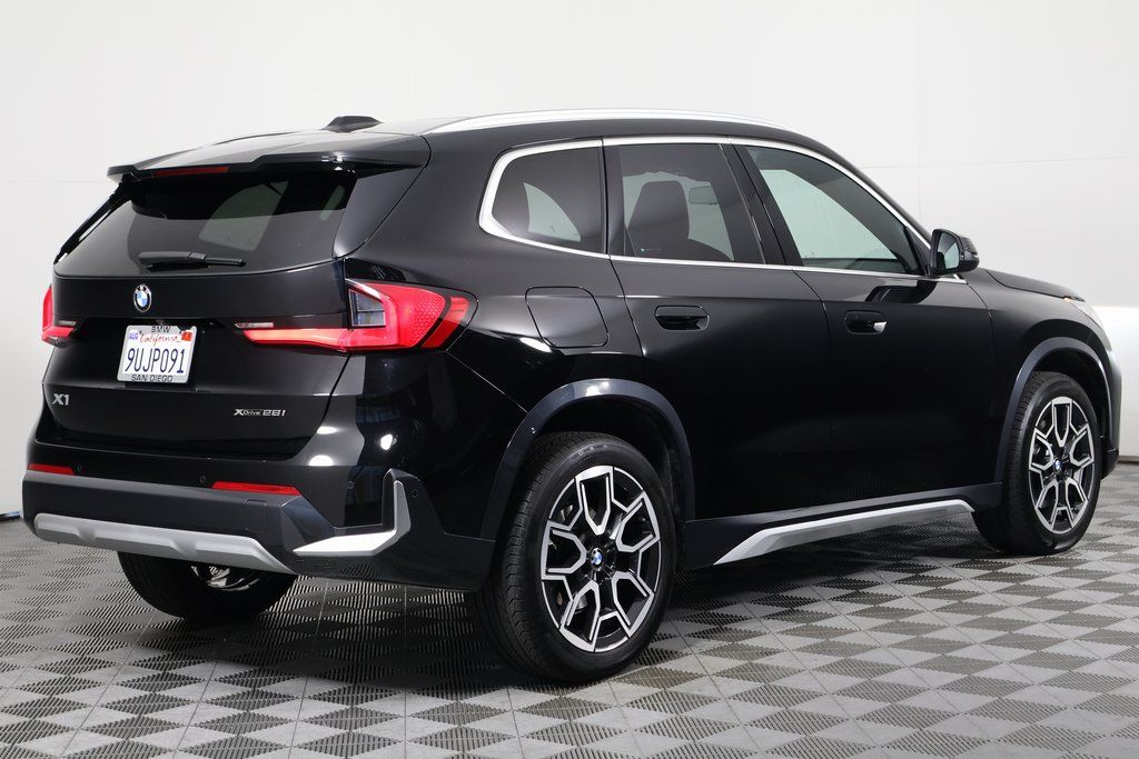Thumbnail: 2025 BMW X1 - 4