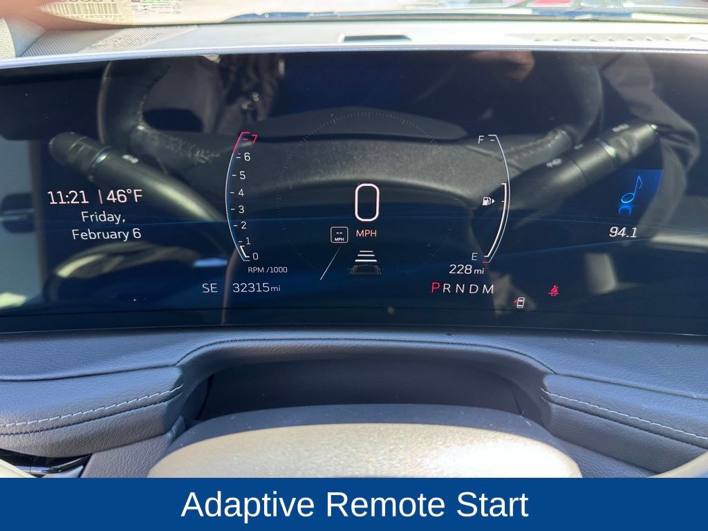 2024 Cadillac XT4 FWD Premium Luxury