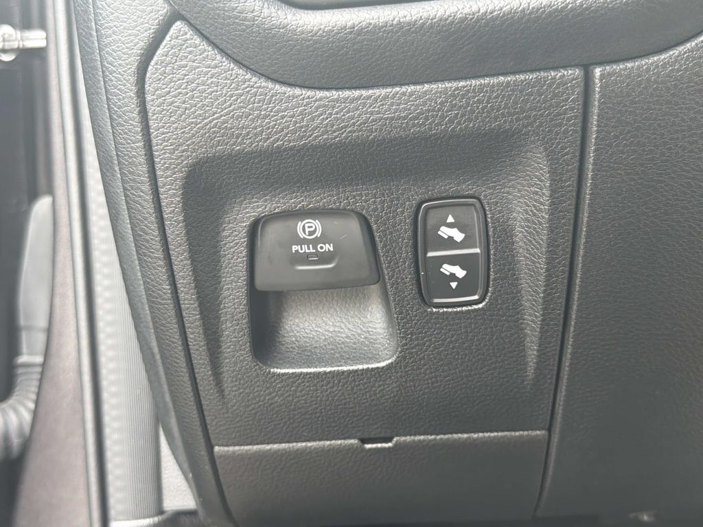 Used 2023 Gray Ram Laramie image 24
