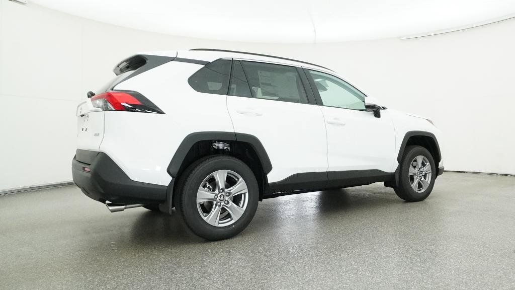 Thumbnail: 2025 Toyota RAV4 - 8
