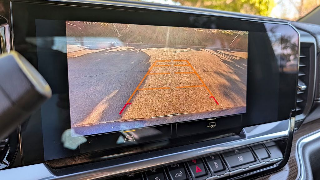 Used 2022 Chevrolet Silverado 1500 LT 4D Crew Cab