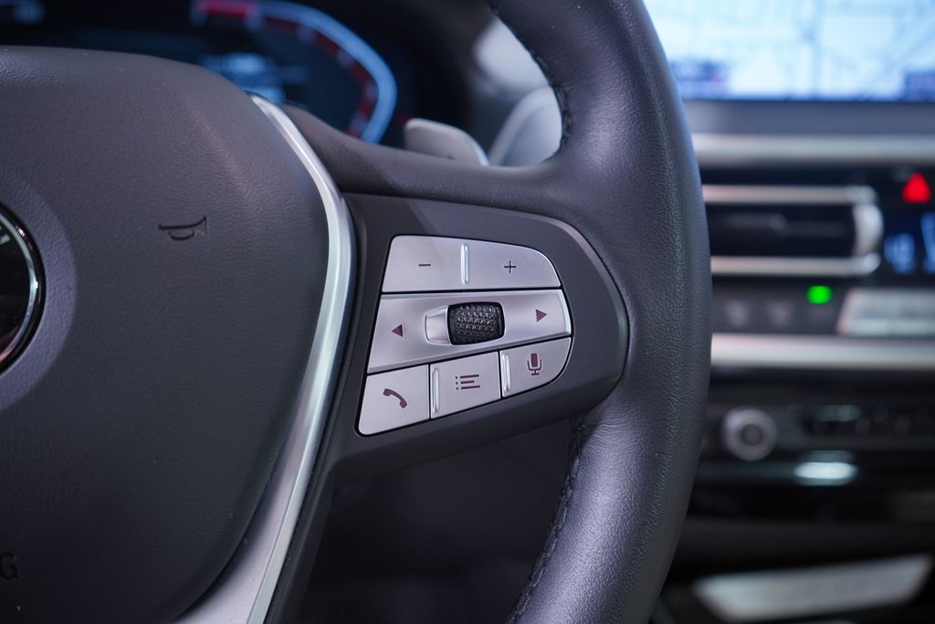 Thumbnail: 2023 BMW X3 - 21