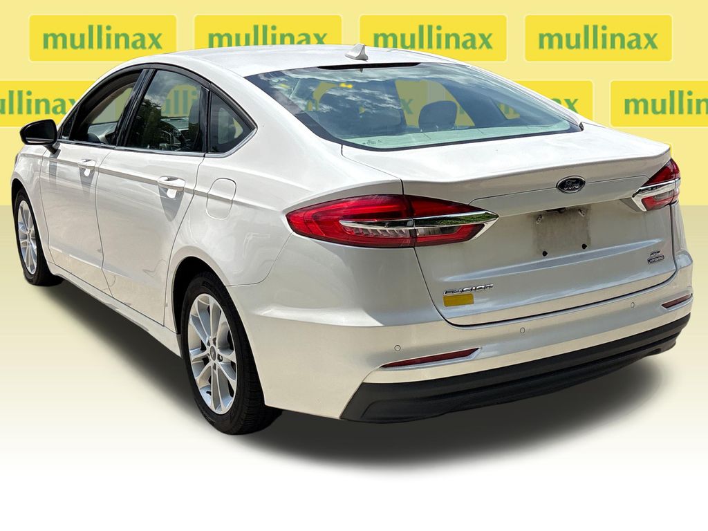 Used 2020 White Ford SE image 9