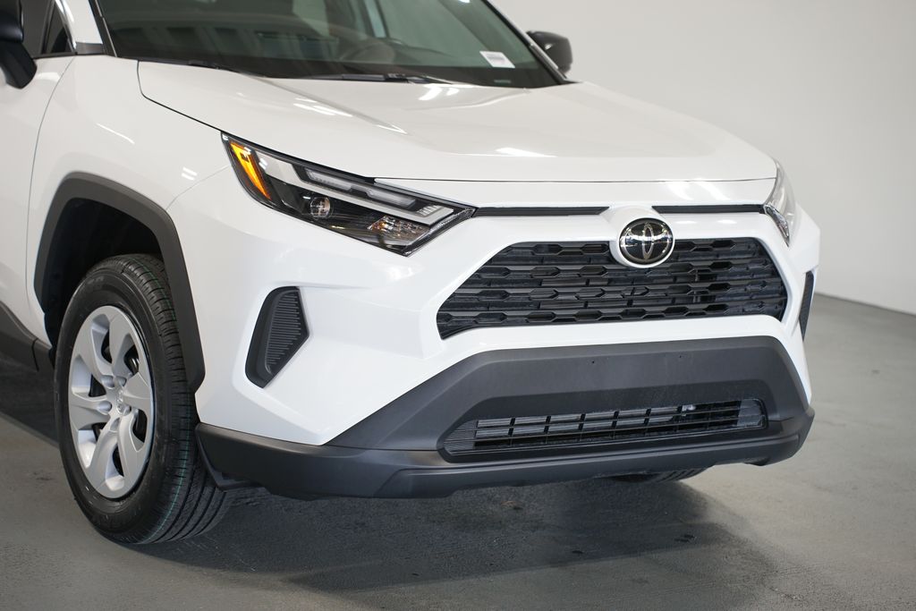 Thumbnail: 2024 Toyota RAV4 - 4