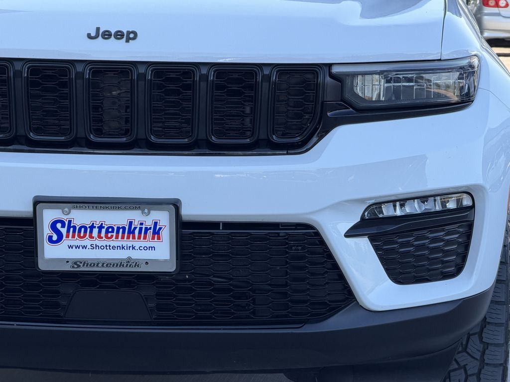 Used 2023 Jeep Grand Cherokee SUV