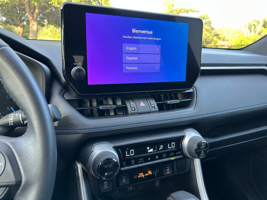 2023 Toyota RAV4 XSE 20