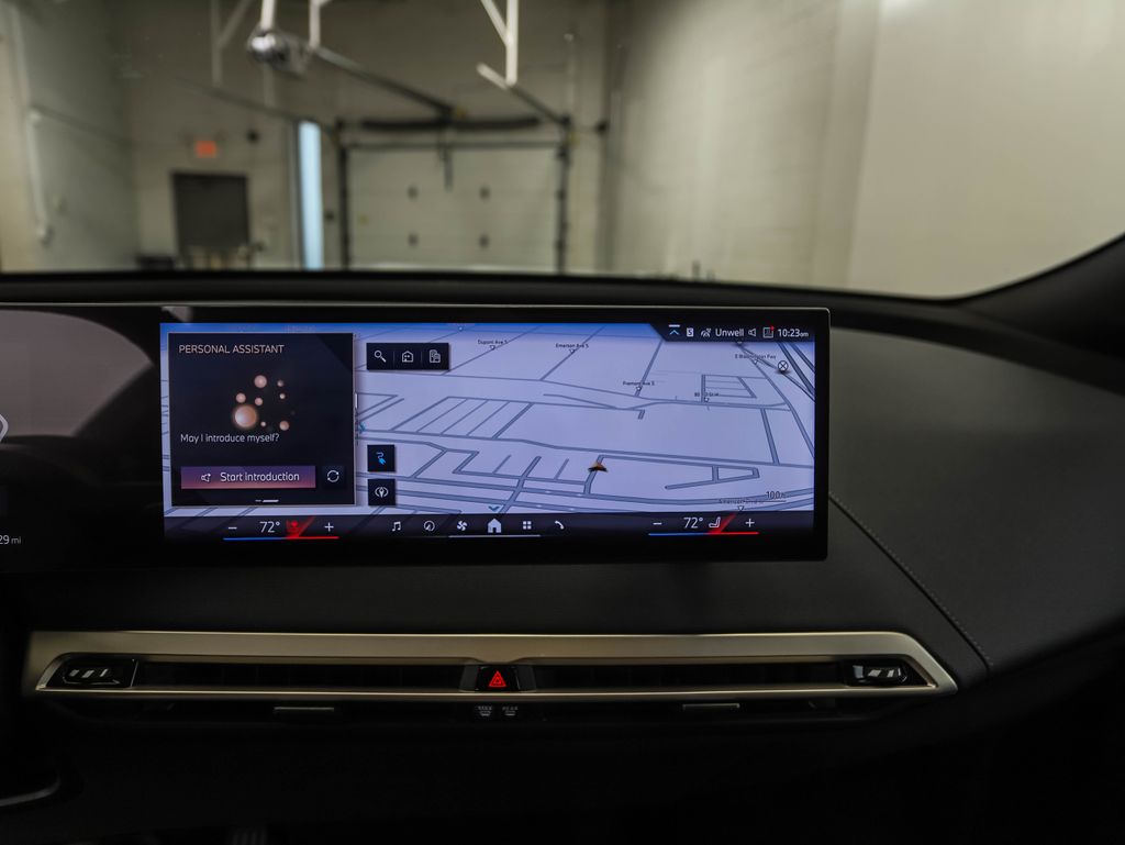 Thumbnail: 2026 BMW iX - 15