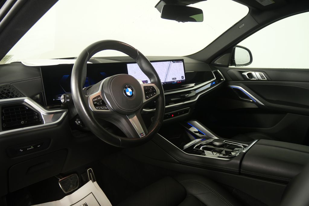 Thumbnail: 2025 BMW X6 - 12