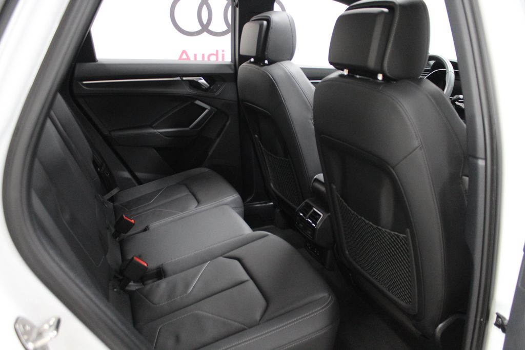 Thumbnail: 2023 Audi Q3 - 29